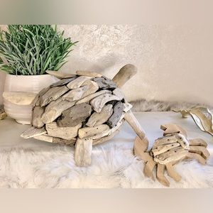 Driftwood Turtle & Crab Nautical Decor